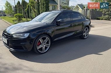 Седан Audi A3 2016 в Киеве