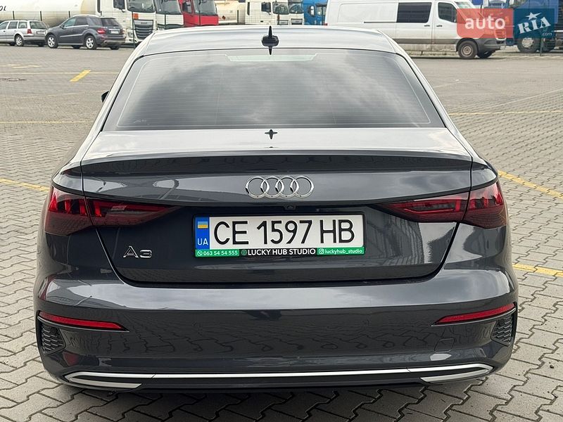 Седан Audi A3 2022 в Чернівцях