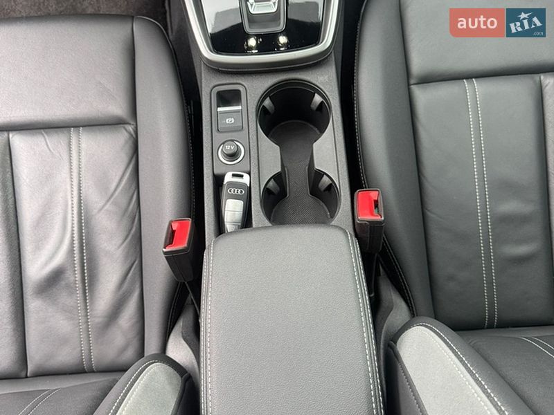 Седан Audi A3 2022 в Чернівцях