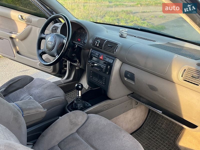 Хетчбек Audi A3 2000 в Кролевці