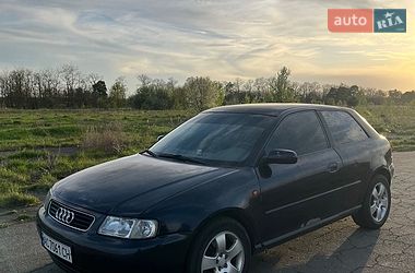Хетчбек Audi A3 2000 в Кролевці