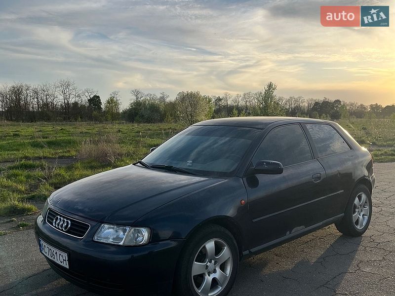 Хетчбек Audi A3 2000 в Кролевці
