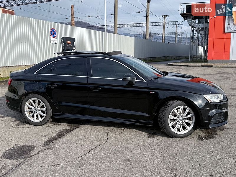 Седан Audi A3 2017 в Сваляве