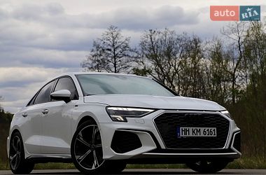 Седан Audi A3 2021 в Трускавці