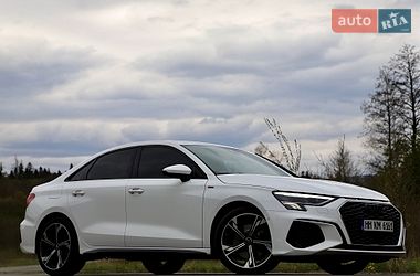 Седан Audi A3 2021 в Трускавці