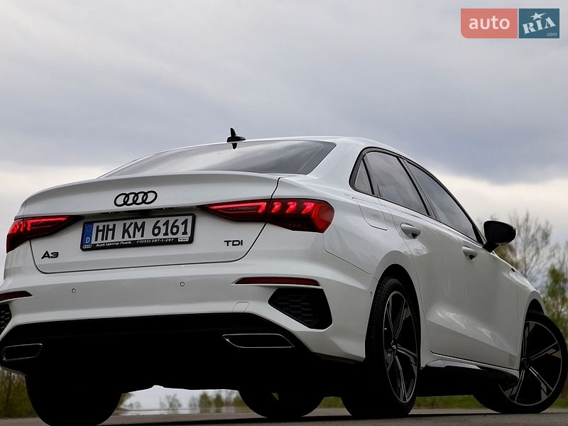 Седан Audi A3 2021 в Трускавці