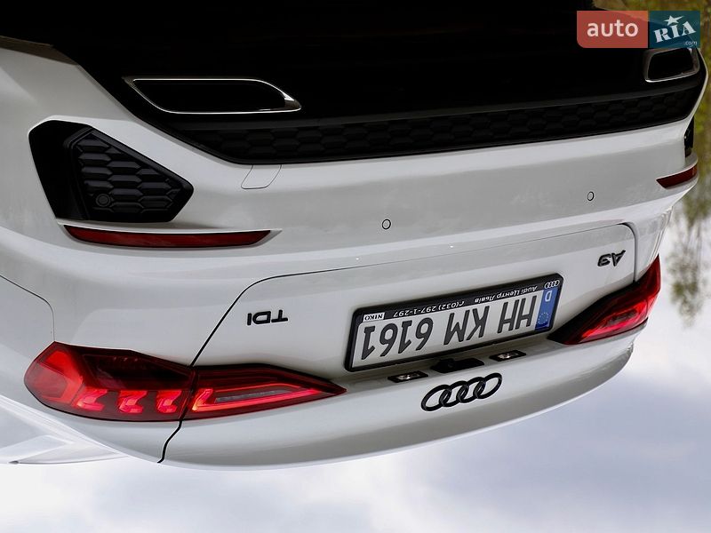 Седан Audi A3 2021 в Трускавці