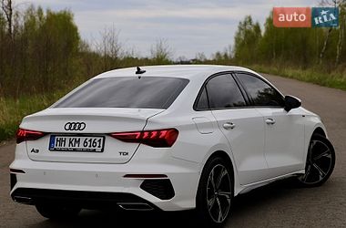 Седан Audi A3 2021 в Трускавці