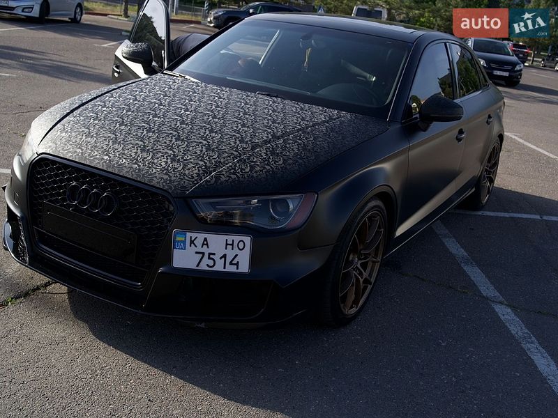 Седан Audi A3 2015 в Николаеве