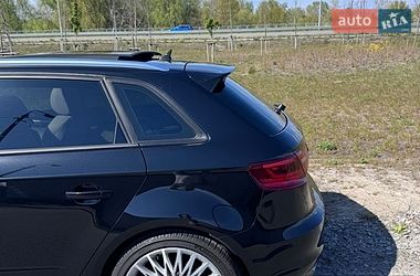 Хэтчбек Audi A3 2016 в Киеве