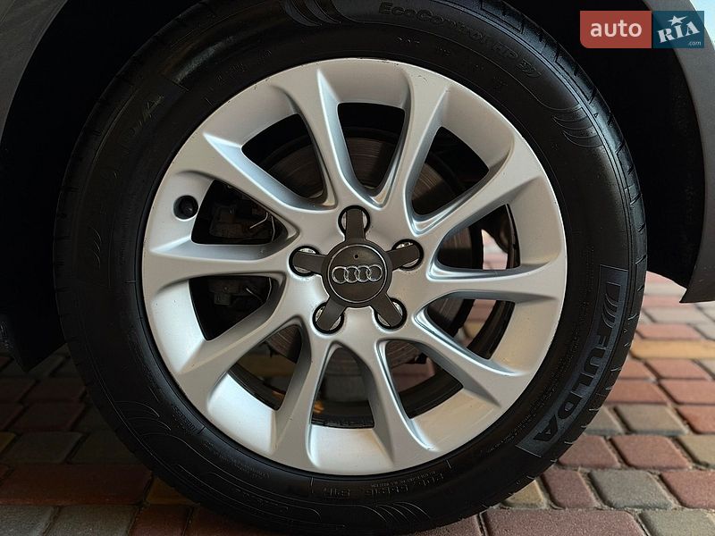 Хетчбек Audi A3 2016 в Одесі