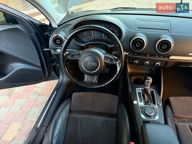 Хетчбек Audi A3 2016 в Одесі