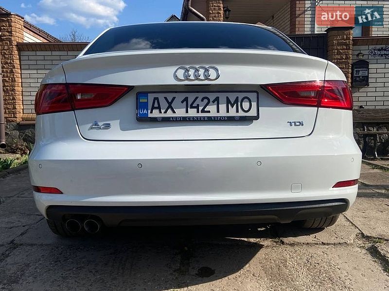 Седан Audi A3 2016 в Харькове