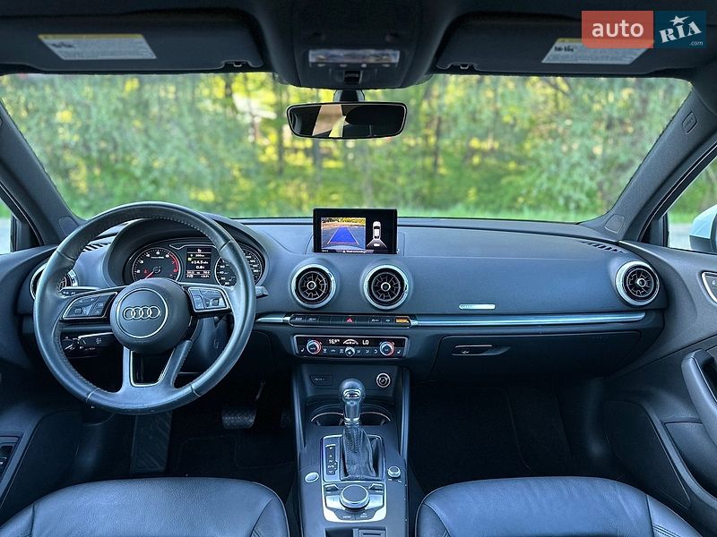 Седан Audi A3 2019 в Днепре