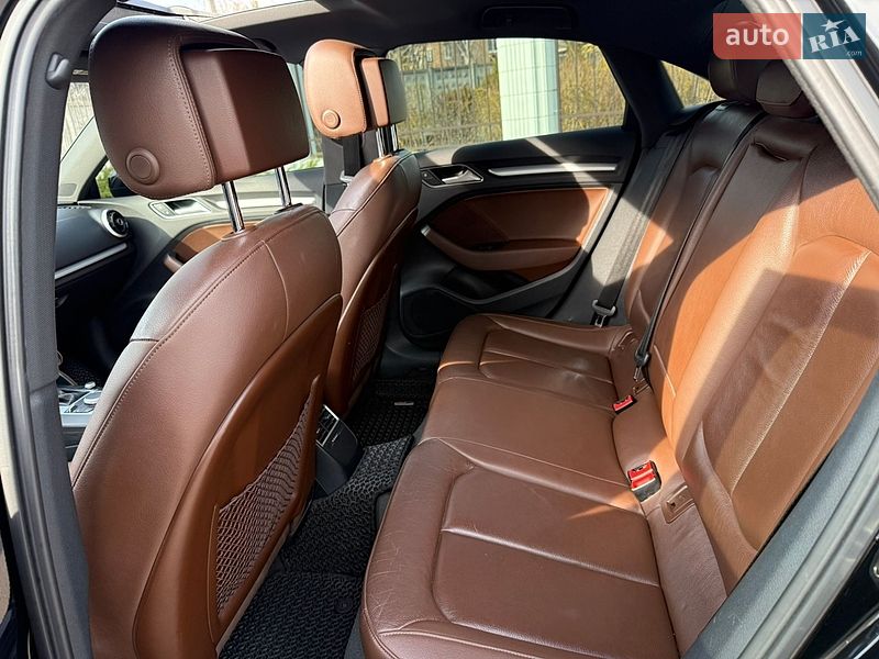 Седан Audi A3 2015 в Виннице