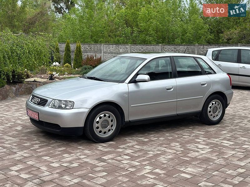 Хэтчбек Audi A3 2000 в Виннице