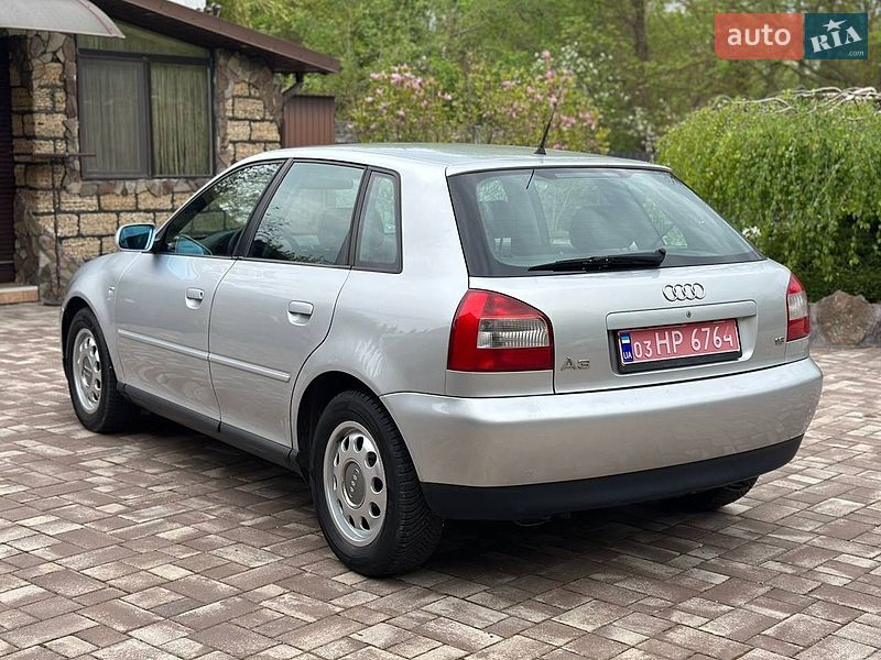 Хэтчбек Audi A3 2000 в Виннице