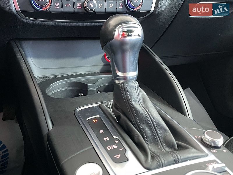 Седан Audi A3 2016 в Львове