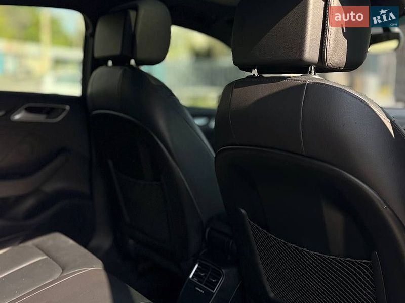 Седан Audi A3 2015 в Харькове