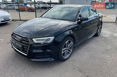 Седан Audi A3 2017 в Киеве
