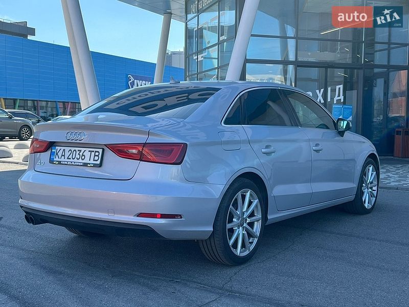 Седан Audi A3 2014 в Киеве