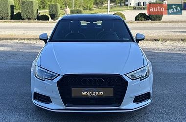Седан Audi A3 2019 в Днепре