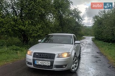 Хэтчбек Audi A3 2004 в Великом Березном