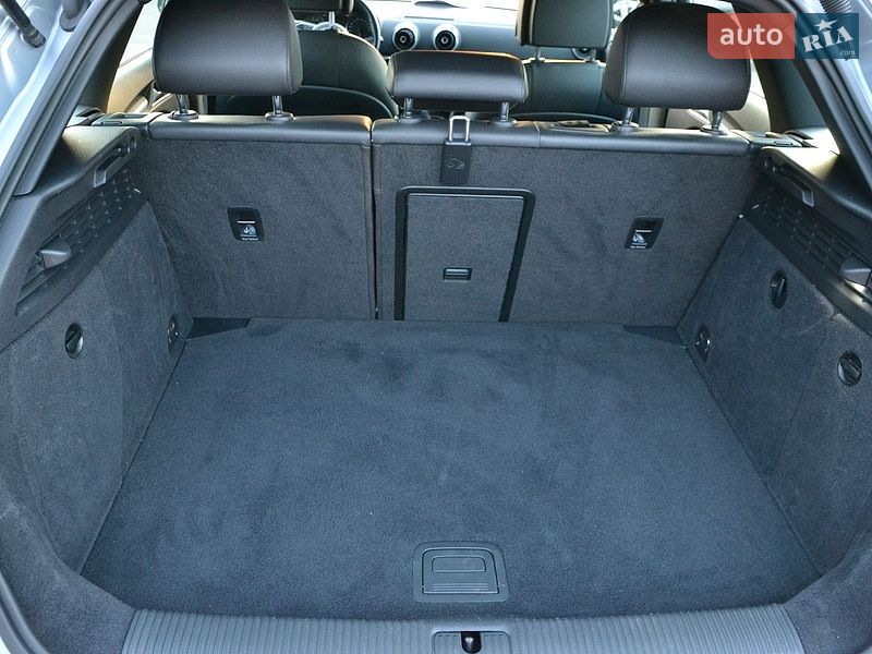 Хэтчбек Audi A3 2016 в Луцке