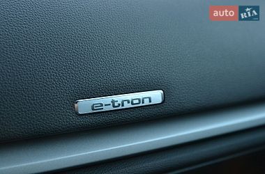 Хэтчбек Audi A3 2016 в Луцке