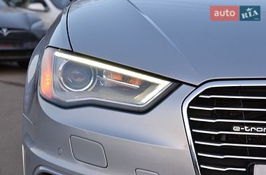 Хэтчбек Audi A3 2016 в Луцке