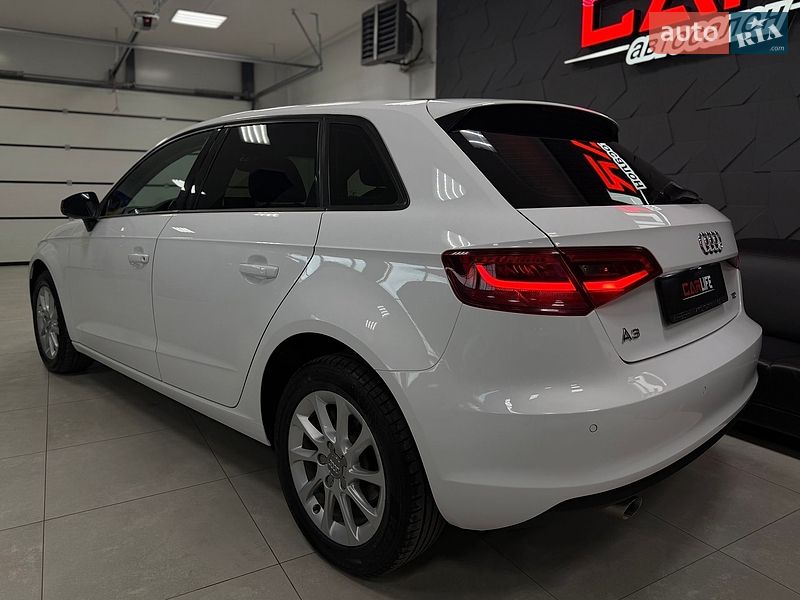 Хэтчбек Audi A3 2015 в Тернополе