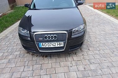 Хэтчбек Audi A3 2005 в Ужгороде