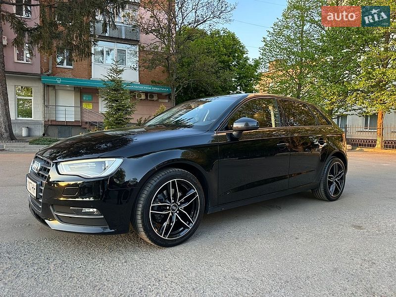 Хэтчбек Audi A3 2015 в Умани
