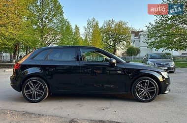 Хэтчбек Audi A3 2015 в Умани