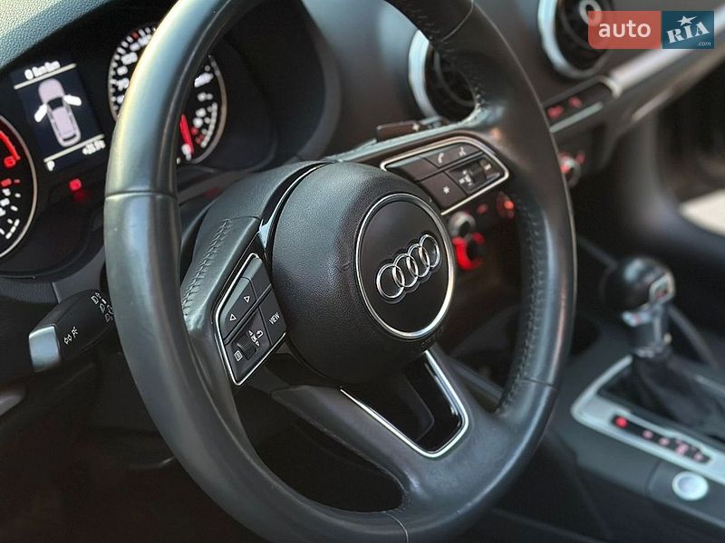 Хэтчбек Audi A3 2015 в Умани