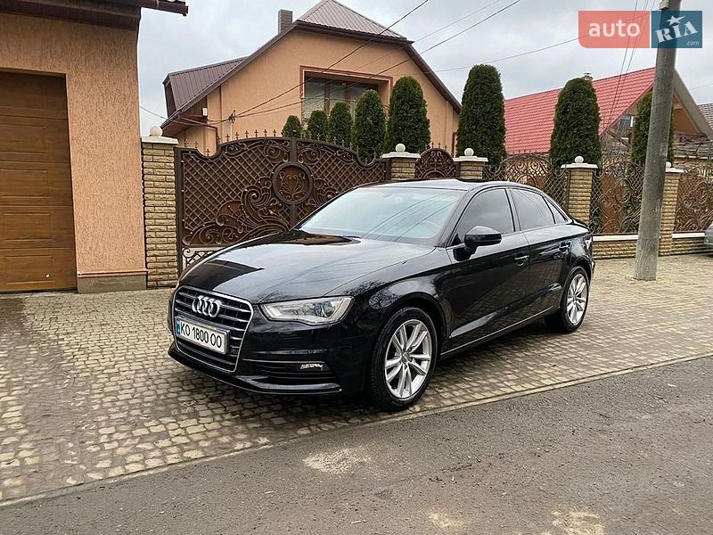 Седан Audi A3 2015 в Сваляве