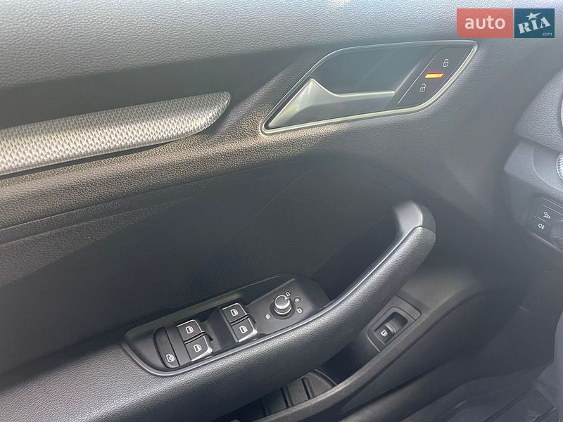 Хетчбек Audi A3 2016 в Львові