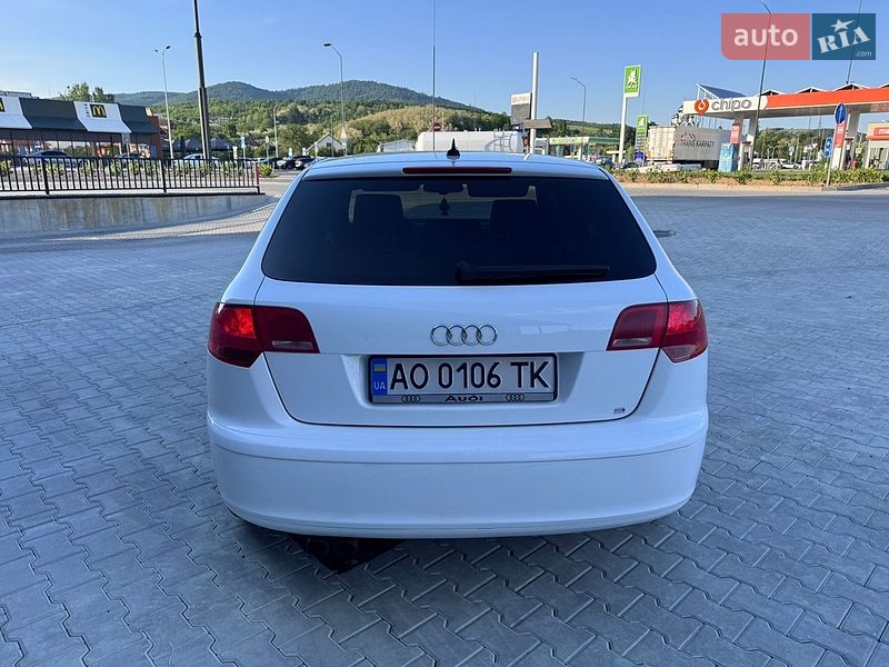 Хетчбек Audi A3 2009 в Мукачевому