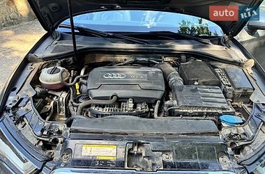 Седан Audi A3 2015 в Черновцах