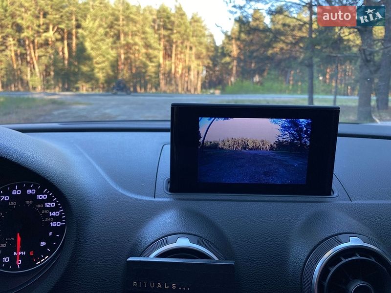Седан Audi A3 2015 в Киеве