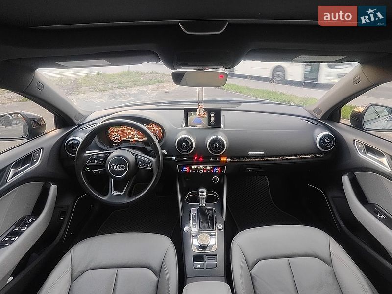 Седан Audi A3 2018 в Вінниці