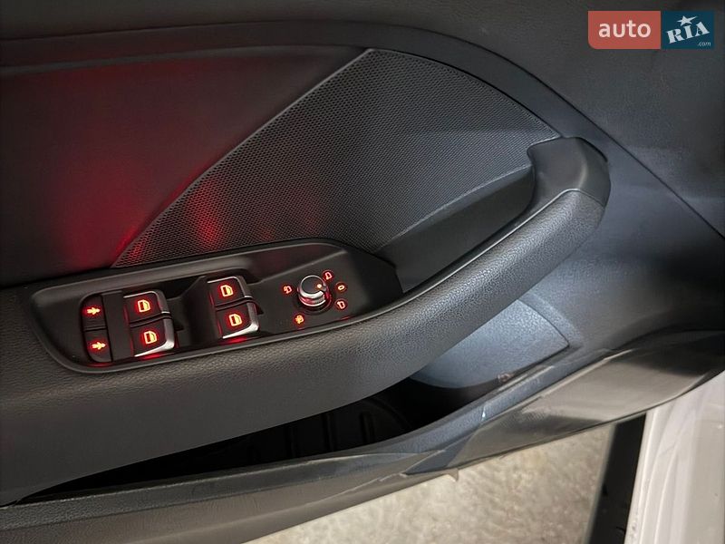 Седан Audi A3 2015 в Киеве