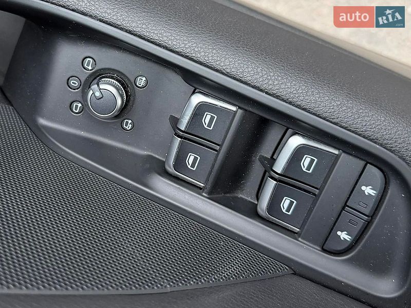 Седан Audi A3 2015 в Киеве