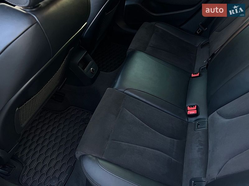 Хетчбек Audi A3 2016 в Києві