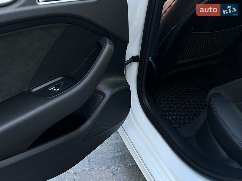 Хетчбек Audi A3 2016 в Києві