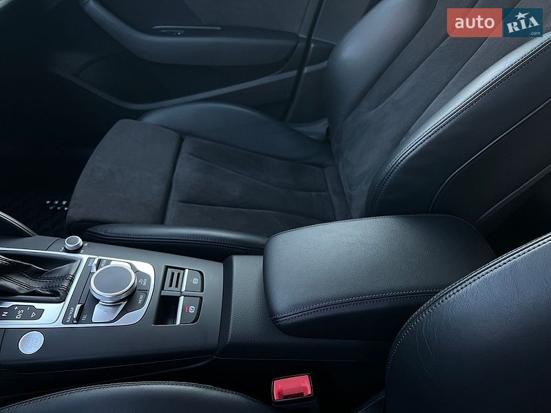 Хетчбек Audi A3 2016 в Києві