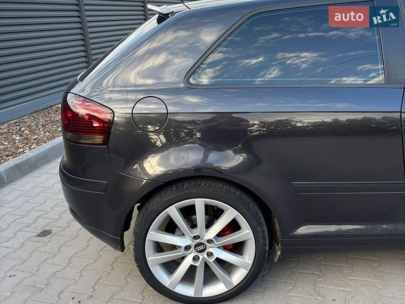 Хетчбек Audi A3 2004 в Красилові