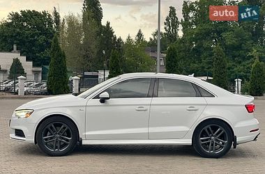 Седан Audi A3 2016 в Кременчуці