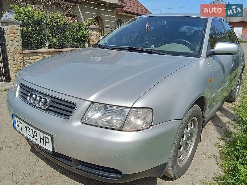 Хэтчбек Audi A3 2000 в Долине