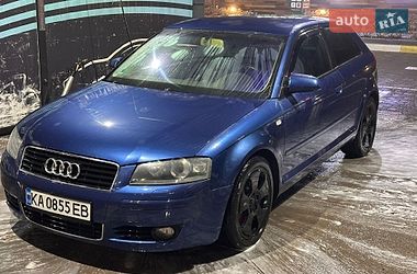 Хэтчбек Audi A3 2004 в Коростене